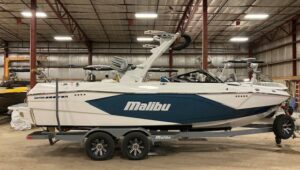 (S4426) 2024 Malibu Boats 23 LSV